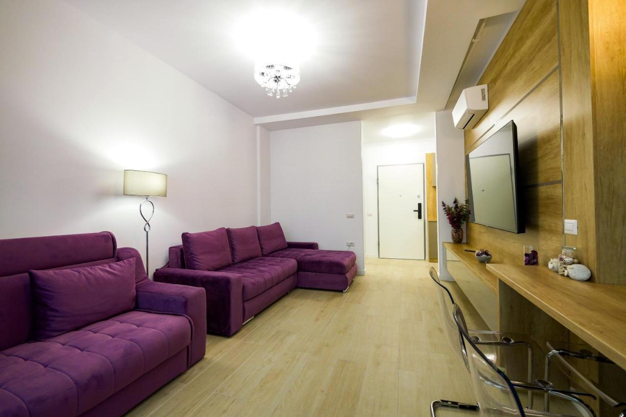 Purple Luxury On Mamaia