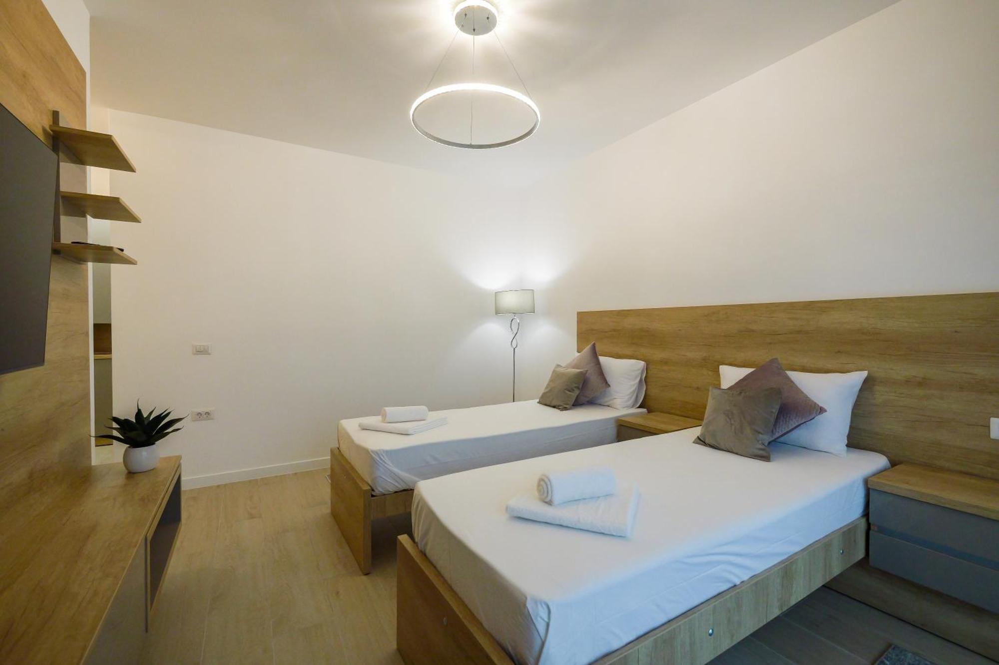 Purple Luxury On Apartament *