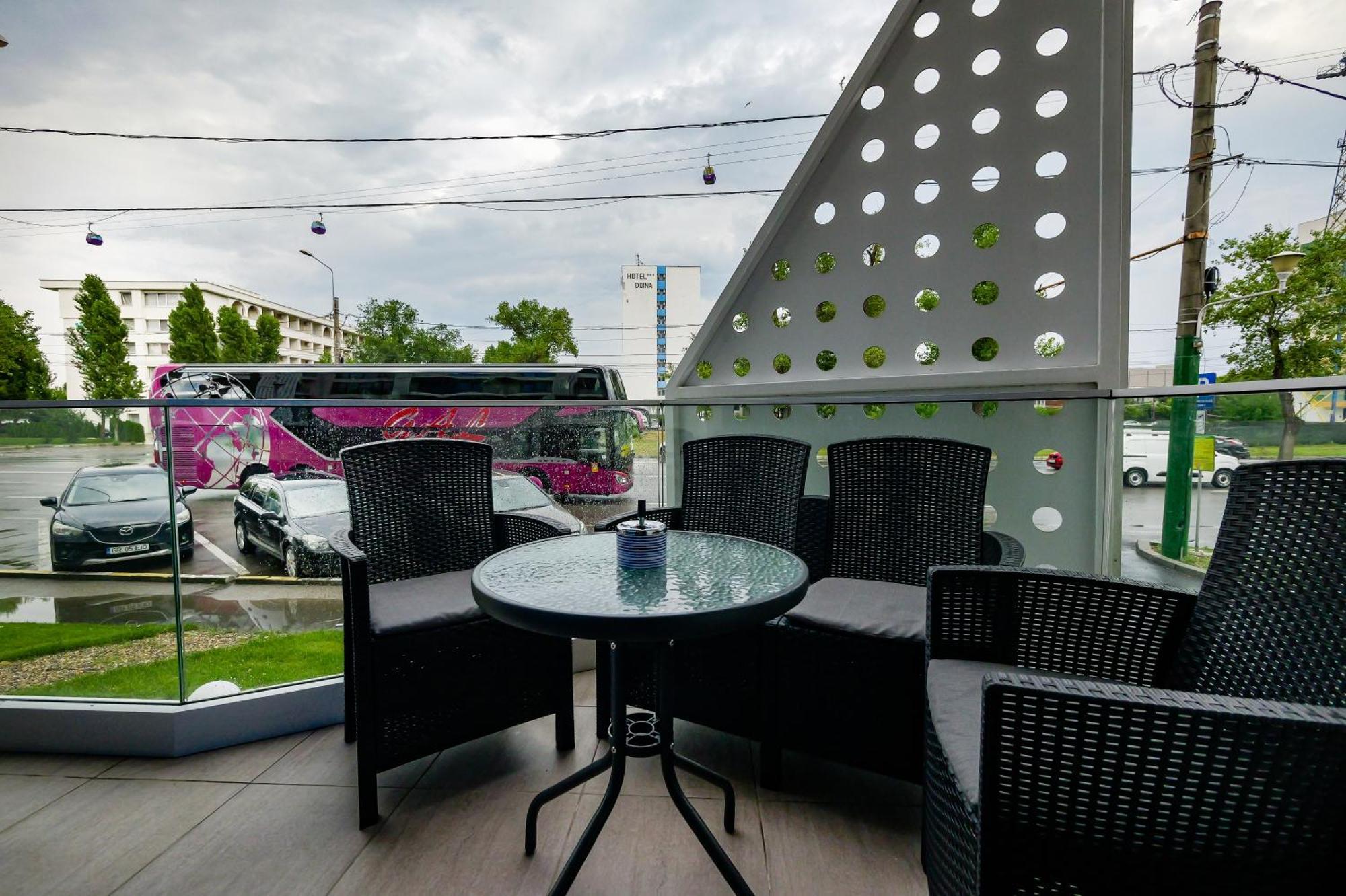 Purple Luxury On Apartament Mamaia